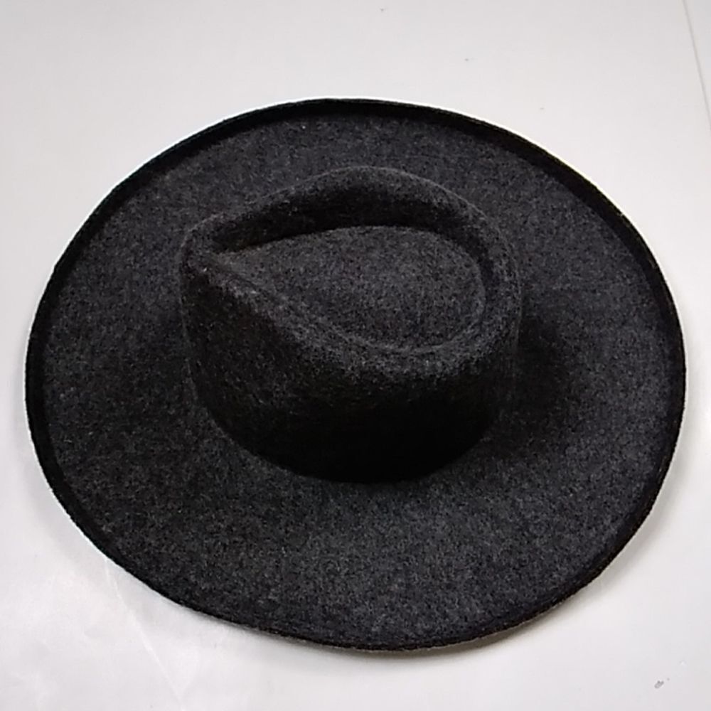 OLIVE & PIQUE PURE 100% WOOL HAT UNISEX